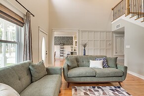 Brenham Rental w/ Deck & Yard < 1 Mi to Downtown!