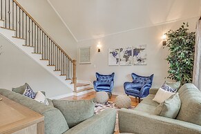 Brenham Rental w/ Deck & Yard < 1 Mi to Downtown!