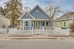 Brenham Rental w/ Deck & Yard < 1 Mi to Downtown!