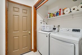 Park City Home w/ 2 Fireplaces & 2 Living Rooms!