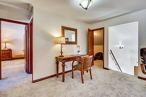 Park City Home w/ 2 Fireplaces & 2 Living Rooms!