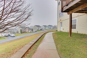 Cozy Inwood Apartment: History, Hiking & Wine!