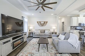 Peaceful Starke Retreat w/ Deck: 6 Mi to Downtown!