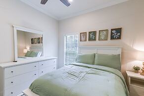 Peaceful Starke Retreat w/ Deck: 6 Mi to Downtown!