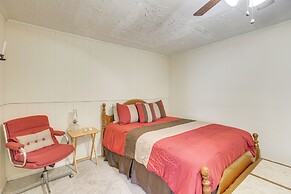 Clanton Cottage w/ Charcoal Grill & Porch!