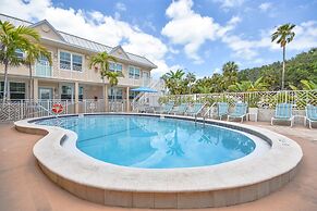 102 Clearwater Beach Suites 1 Bedroom Condo by RedAwning