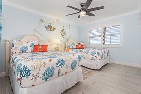 Beach Villas #401 - 250 Estero Blvd 2 Bedroom Condo by RedAwning