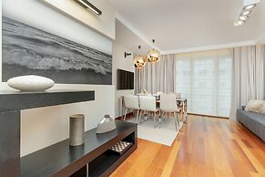 Apartment With 3 Bedrooms by Renters