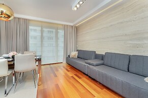 Apartment With 3 Bedrooms by Renters