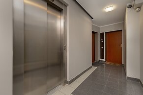 Apartment With 3 Bedrooms by Renters