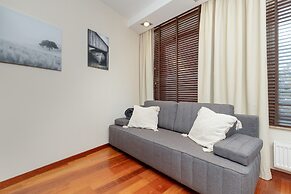 Apartment With 3 Bedrooms by Renters