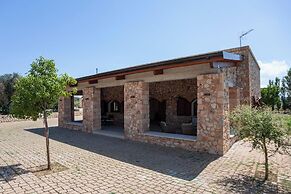 Villa Salentina With Garden And Pool