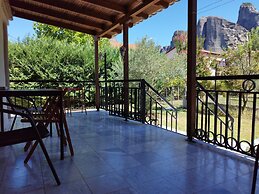 Kastraki House with a view