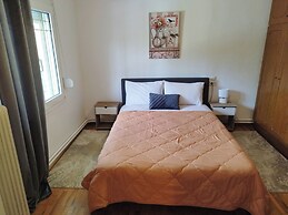 Kastraki House with a view