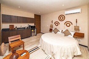 Condo Ophelia by mYYc