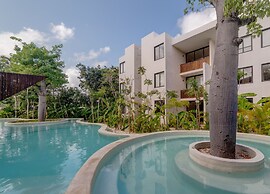 Condo Ophelia by mYYc