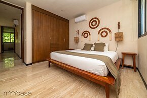 Condo Ophelia by mYYc