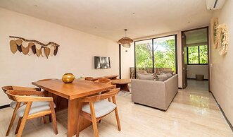 Condo Ophelia by mYYc