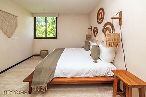 Condo Ophelia by mYYc