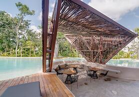 Condo Ophelia by mYYc