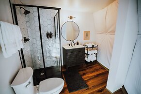 Starlight Haven Weiss Lake