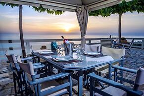 Idyllic Sunsets Seaviews Pool - Villa Melina