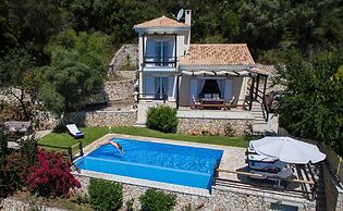Stunning Seaviews Pool Beach - Pasithea