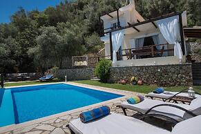 Stunning Seaviews Pool Beach - Pasithea