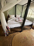 Patamu Restaurant & Lodge