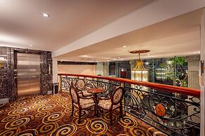 Golden Star Hotel & Apartment