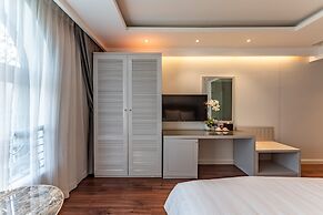 Golden Star Hotel & Apartment