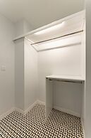 Golden Star Hotel & Apartment