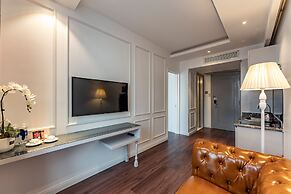 Golden Star Hotel & Apartment