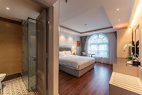 Golden Star Hotel & Apartment