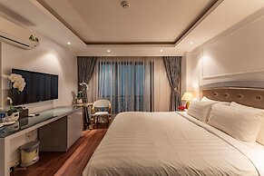 Golden Star Hotel & Apartment