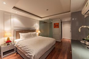 Golden Star Hotel & Apartment