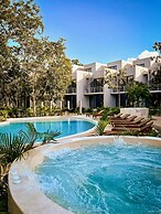 Selva Studios by Casago