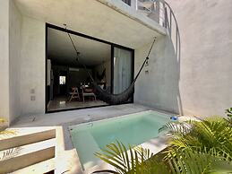 Selva Studios by Casago