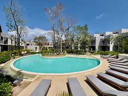 Selva Studios by Casago