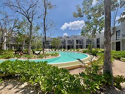 Selva Studios by Casago