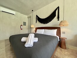 Selva Studios by Casago