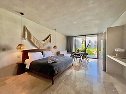 Selva Studios by Casago