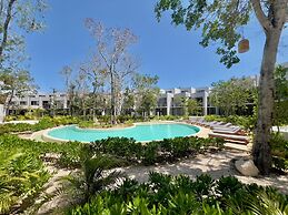 Selva Studios by Casago