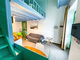 Pitini 1 - Seafront - Harbour view