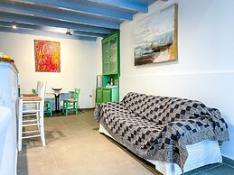 Pitini 1 - Seafront - Harbour view