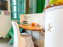 Pitini 1 - Seafront - Harbour view