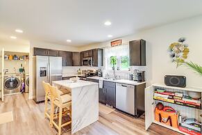 5 Mi to Lake: Modern Tobyhanna Retreat!