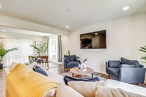 5 Mi to Lake: Modern Tobyhanna Retreat!