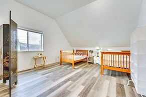 Ludlow Townhome: 3 Mi to Okemo Mountain!