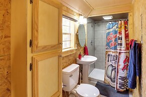 Higden Studio Cottage < 1 Mi to Greers Ferry Lake